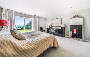 Photo 18- click for photo gallery